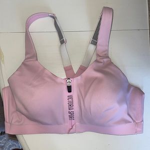 Victoria Sport pink sports bra